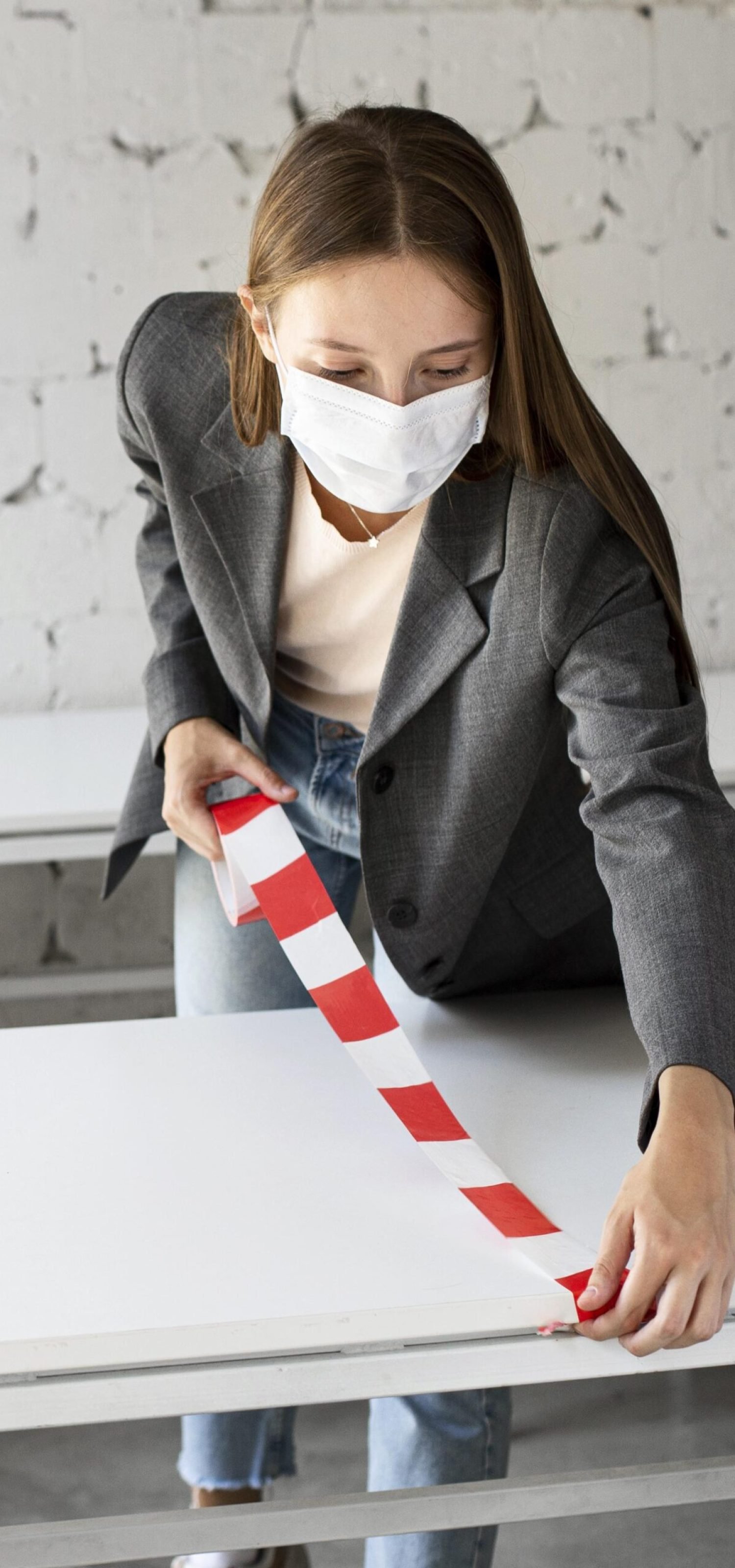 nueva-normalidad-en-la-oficina-con-medidas-de-seguridad